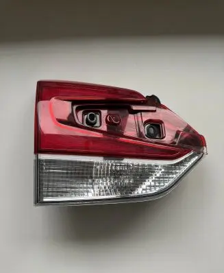 Subaru Forester SK Tailgate rear/tail lights 84912SJ090