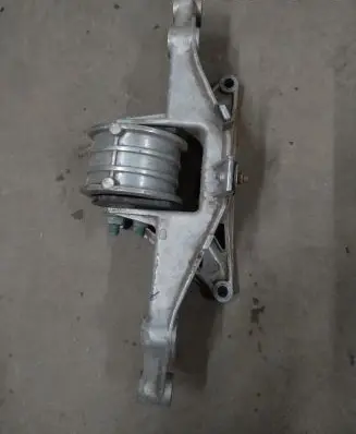 Porsche Boxster 986 Engine mount bracket 986375123