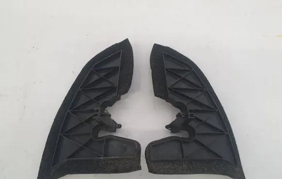 Nissan Juke I F15 Fender foam support/seal 
