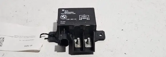 BMW 6 F12 F13 Coolant fan relay 7661503 V23132A2001326