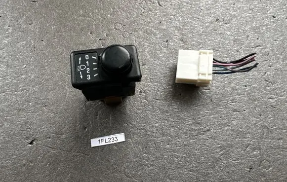 Other switches/knobs/shifts