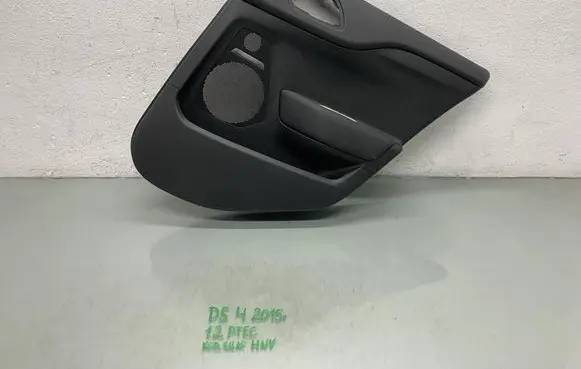 Citroen DS4 Rear door card panel trim 96877161ZD