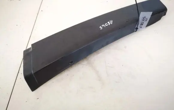 Seat Altea Front door glass trim molding 5p0853290b