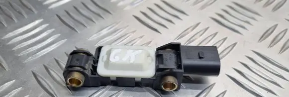 Audi A6 S6 C5 4B Airbag deployment crash/impact sensor 8E0959643E