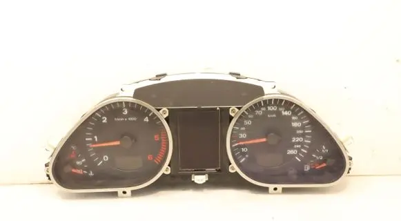 Audi A6 S6 C5 4B Clock 4F0920900N