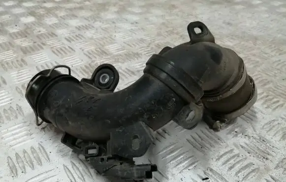 Citroen DS3 Intercooler hose/pipe 9677355980