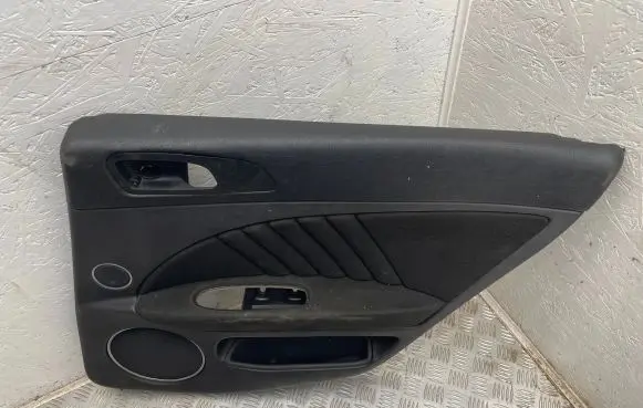 Alfa Romeo 159 Rear door card panel trim