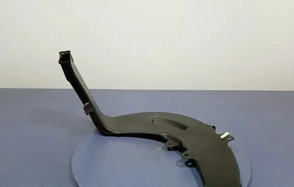 Intake resonator