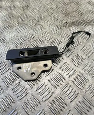 BMW 3 E92 E93 Convertible roof lock/latch 7145935 7181203 7188595