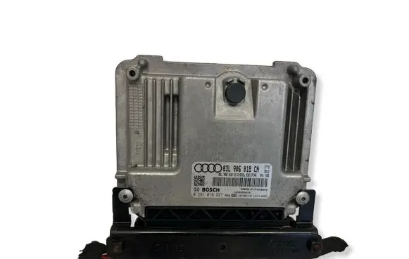 Audi Q3 8U Engine control unit/module 03L906018CN