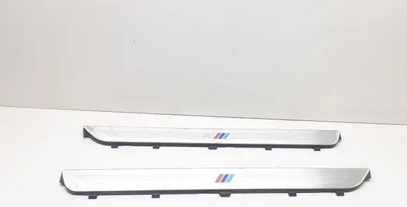 BMW 1 E82 E88 Front sill trim cover 7906817 7139161 7906818