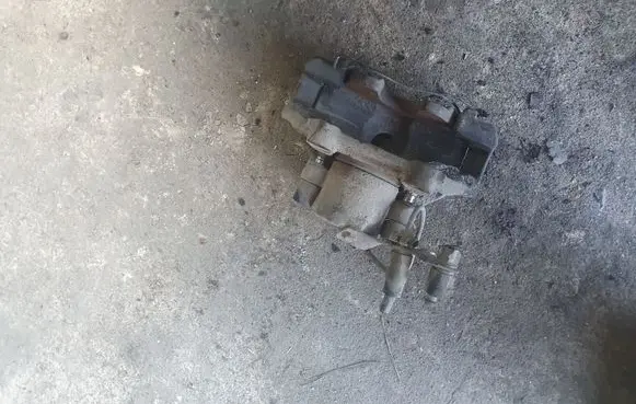 Audi A6 S6 C5 4B Front brake caliper
