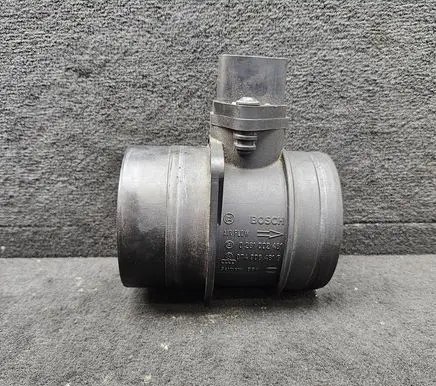 Audi A4 S4 B7 8E 8H Mass air flow meter 074906461B 0281002461