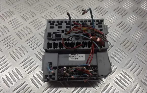 Fiat Panda II Fuse box set 46841645