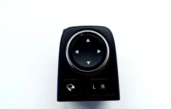 KIA Xceed Wing mirror switch 93530J7000