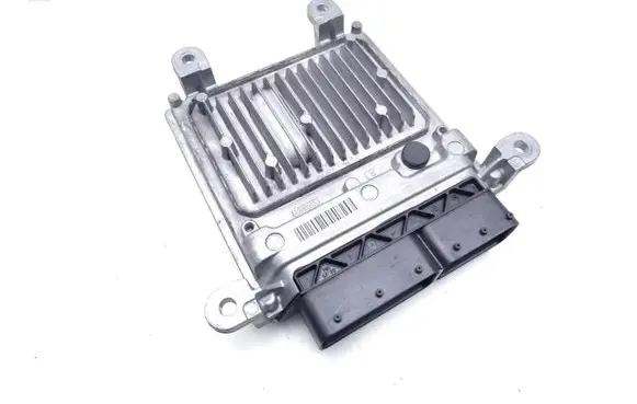 Mercedes-Benz C AMG W204 Engine control unit/module A6519005301 28292738 A6519013301