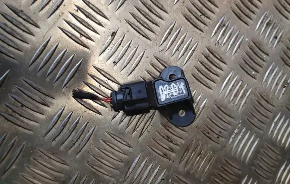 Audi A4 S4 B8 8K Air pressure sensor 0261230081 120427T1334F 036906051