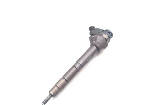 Volkswagen Golf Cross Fuel injector 04L130277AJ 0445110477