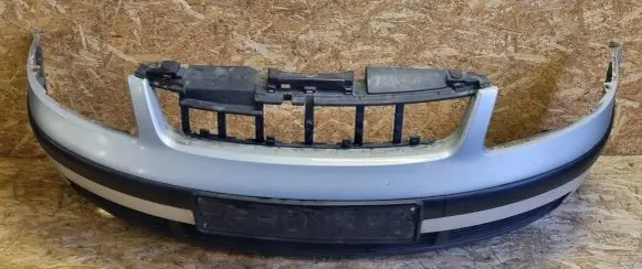 Volkswagen PASSAT B5 Front bumper 3B0807