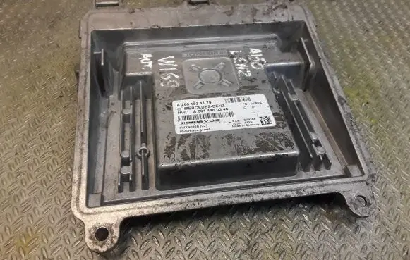 Mercedes-Benz A W169 Engine control unit/module 2661534179