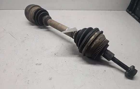 Seat Alhambra (Mk1) Front driveshaft