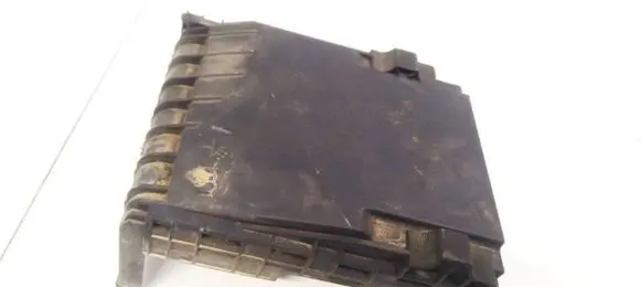 Volkswagen PASSAT CC Fuse box cover 1K0937132 1K0937132F