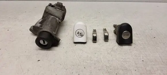 Volkswagen Transporter - Caravelle T5 Lock set 4B0905851C 4B0905849 BK704160200