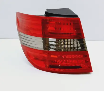 Mercedes-Benz B W245 Rear/tail lights 27520117 A1698202564