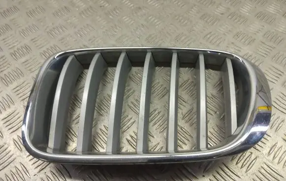 BMW X3 F25 Front grill 7237421 7210725
