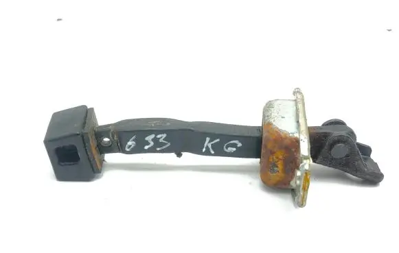 Mitsubishi Outlander Rear door check strap stopper