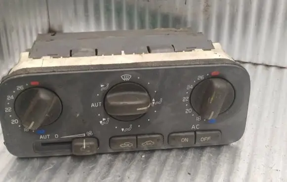 Volvo S70 V70 V70 XC Climate control unit 9171799 99Y21