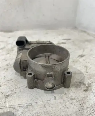 Audi A4 S4 B7 8E 8H Throttle valve 077133062A