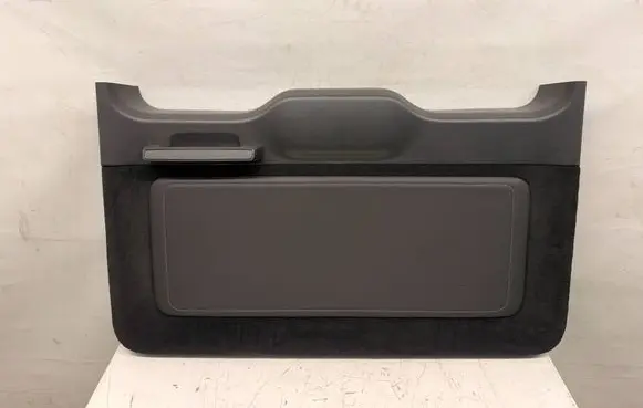 Mercedes-Benz G W463 2nd Gen Bottom trim MBOSL1