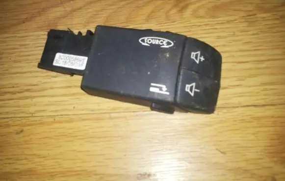 Renault Clio II Multifunctional control switch/knob 8200058695