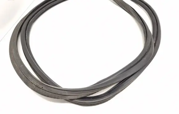 Peugeot 508 RXH Trunk rubber seal (body) 