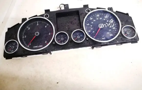 Volkswagen Touareg I Speedometer (instrument cluster) 7l6920980s 0263655008