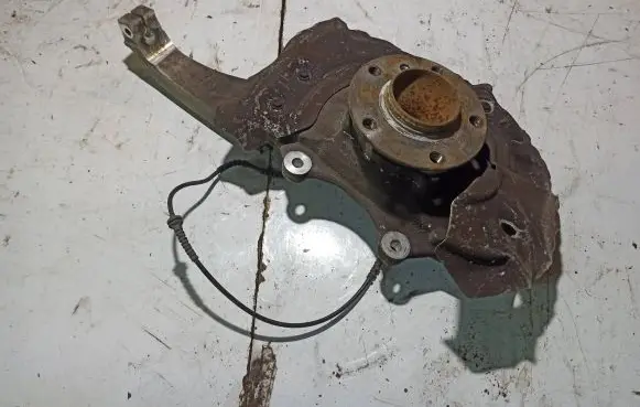 BMW 7 F01 F02 F03 F04 Front wheel hub