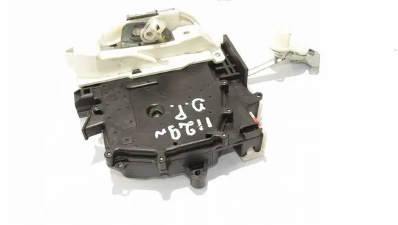 Mitsubishi Lancer X Front door lock