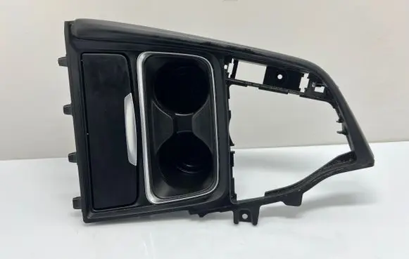 BMW 4 F32 F33 Cup holder 05027853 584507 9218925