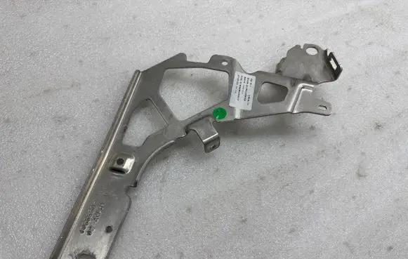 Tesla Model Y Other center console (tunnel) element 175555002A