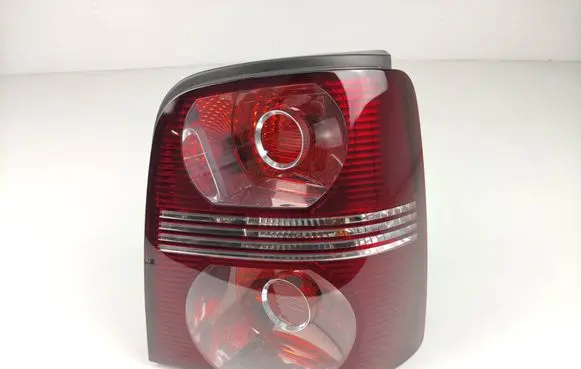 Volkswagen Touran I Rear/tail lights 