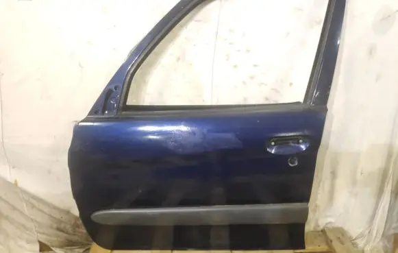 Citroen Xsara Picasso Front door