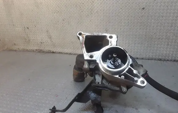 Vacuum pump