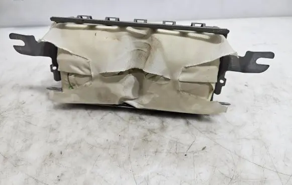 Mitsubishi Pajero Passenger airbag BAMPT11016