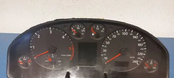 Audi A4 S4 B5 8D Speedometer (instrument cluster) 8D0919881H