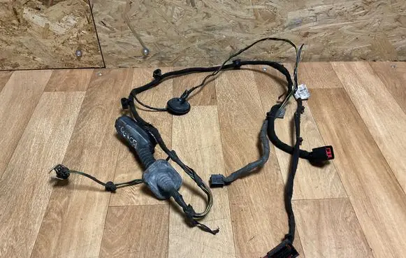 Opel Insignia A Rear door wiring loom 13326955