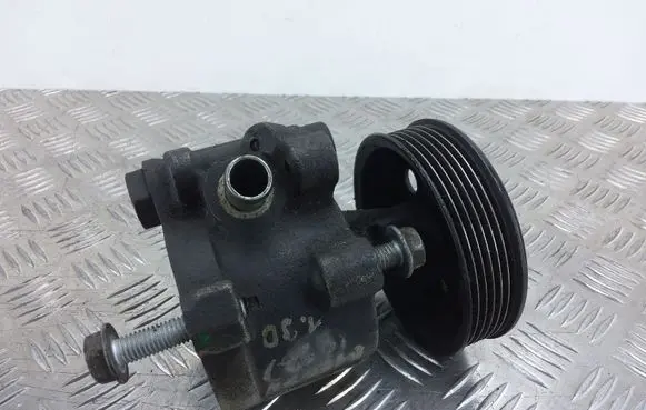 Renault Megane I Power steering pump 26046186 7700840106