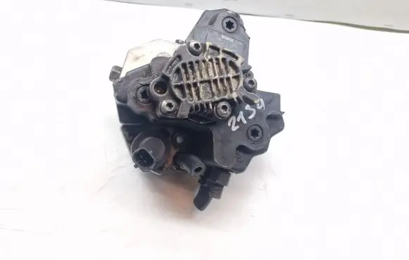 Volvo S60 Fuel injection high pressure pump 8689590 0445010043