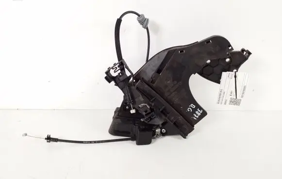 Volvo V50 Rear door lock 30799316