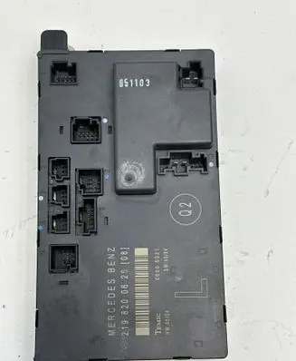 Mercedes-Benz CLS C219 Door control unit/module 2198200626
